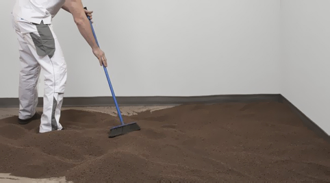 Рассыпьте сухую засыпку по всей площади.jpg Рассыпьте сухую засыпку по всей площади.jpg